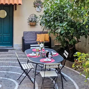 Appartement Casa Acquario Centro Mamaisongenova Genua